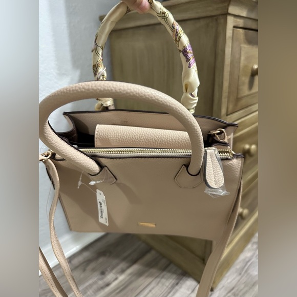 Shoulder bag - Picture 1 of 5